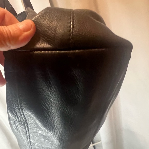 American Leather Company Triple Entry Shopper - Picture 9 of 12